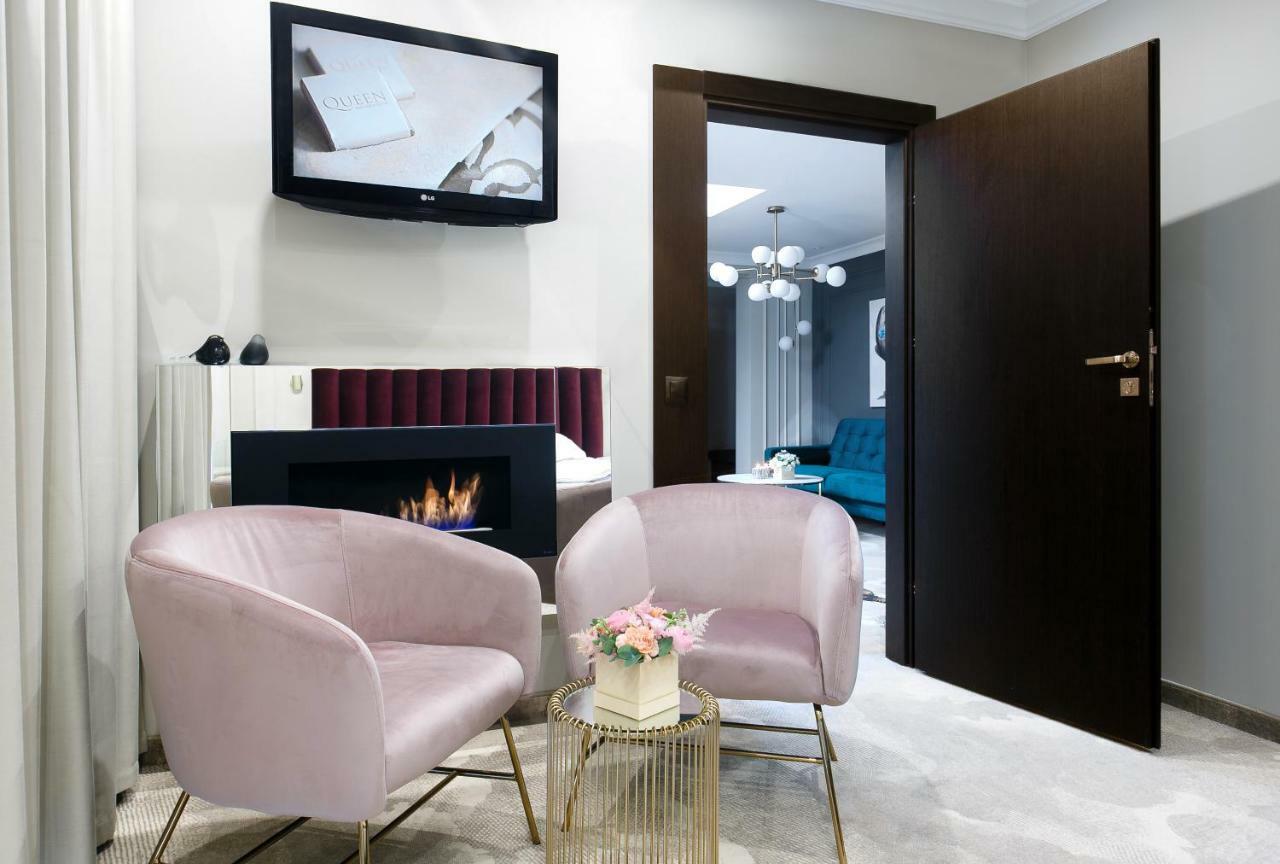 Apartment,805807674:JPEG