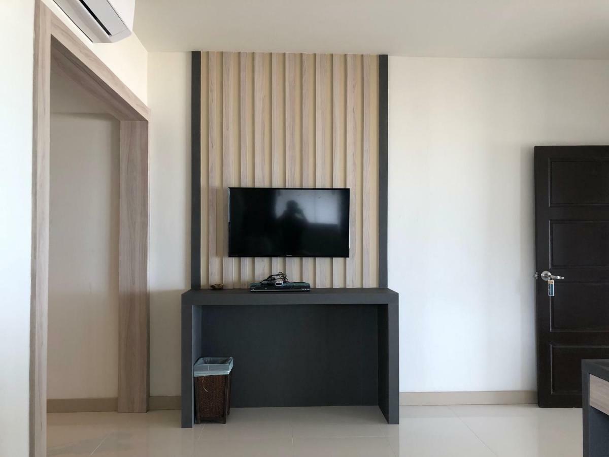 Beach Front Suite,815574026:JPEG