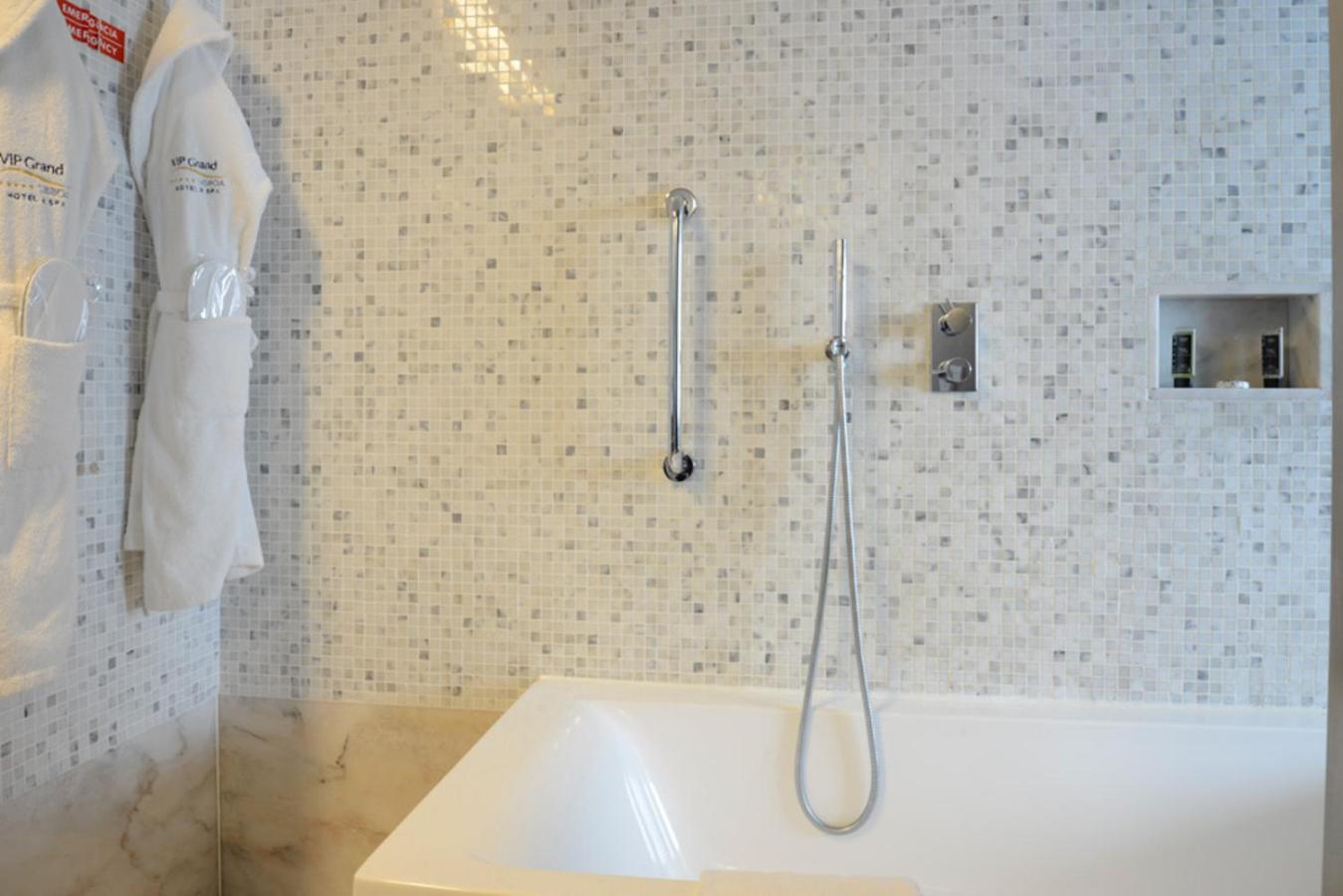 Standard - Kahden hengen huone - Twin