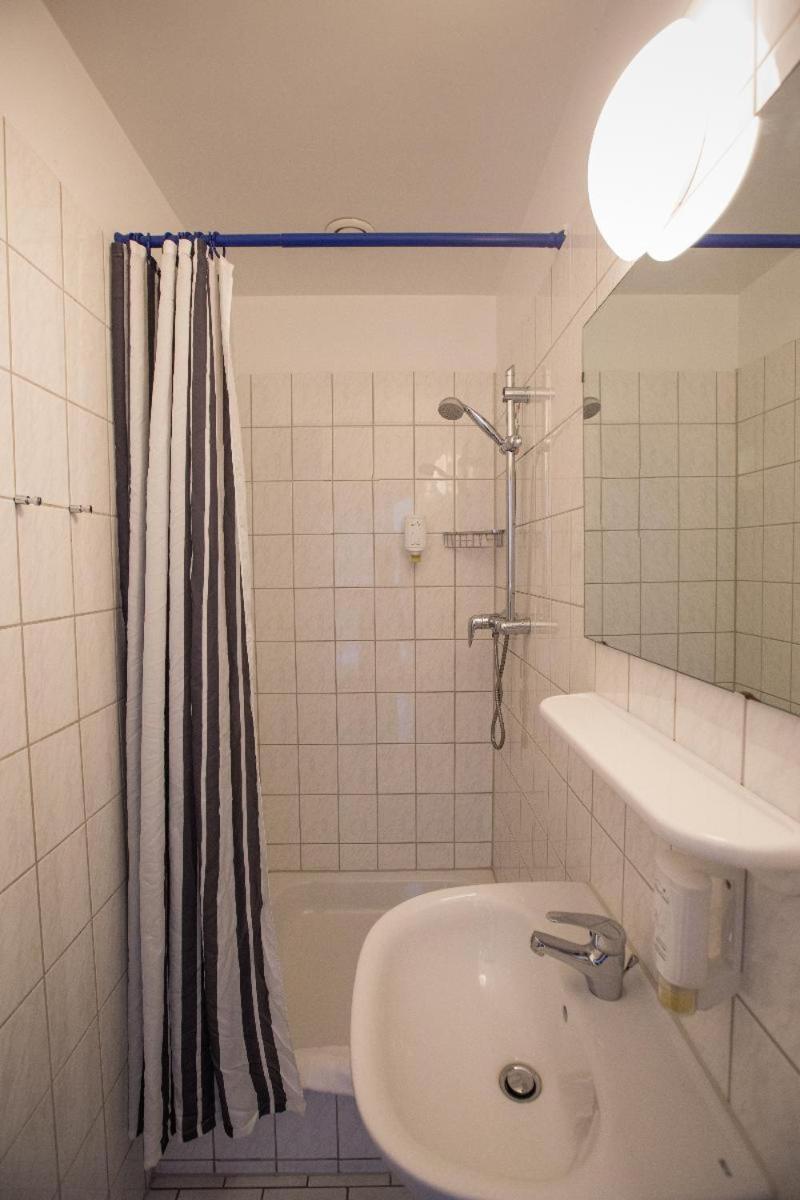Budget - Kahden hengen huone - Twin/Double