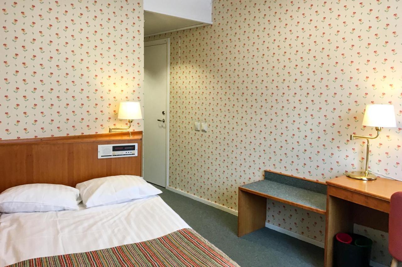 Standard - Yhden hengen huone