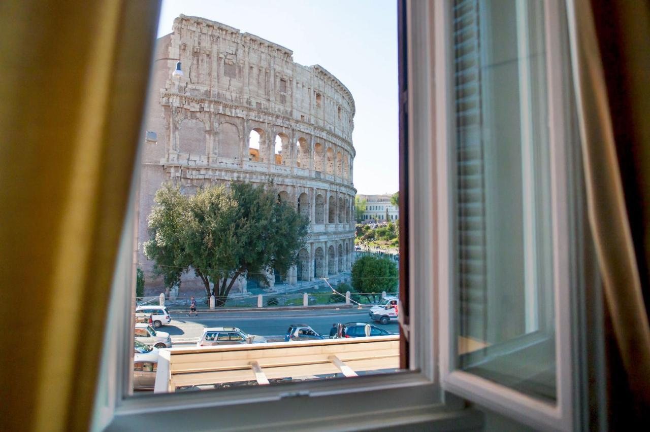 Double Room with Colosseum View