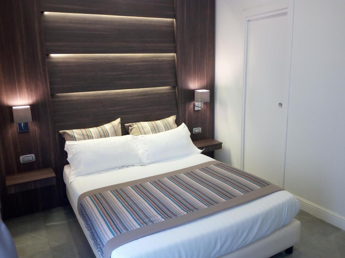 Single Room,1168139377:JPEG