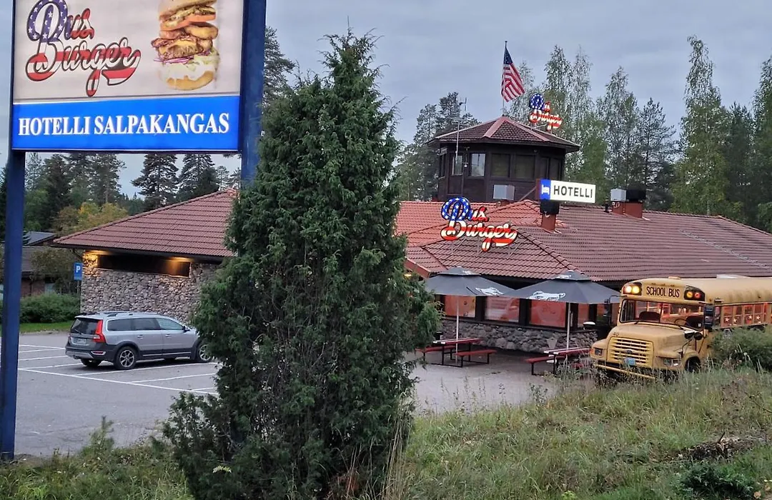 Hotelli Salpakangas-1