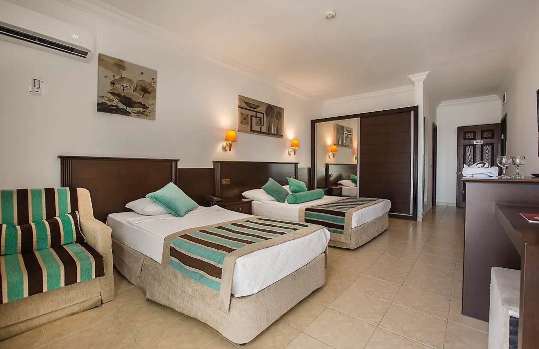 Kleopatra Royal Palm Hotel-1