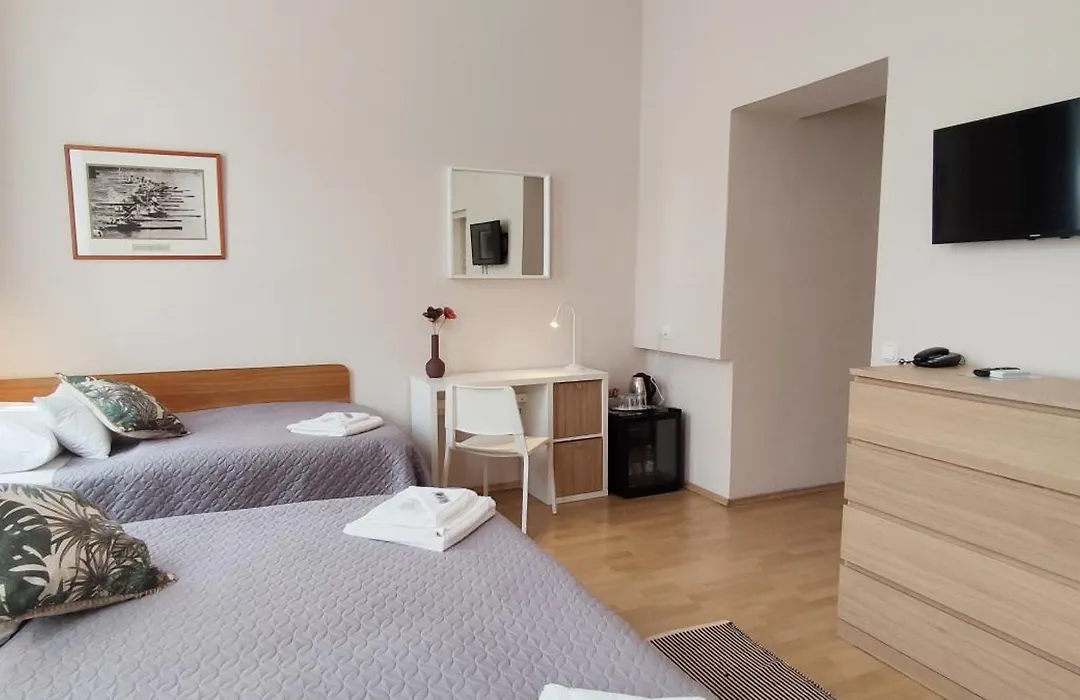 Budapest Csaszar Hotel-1