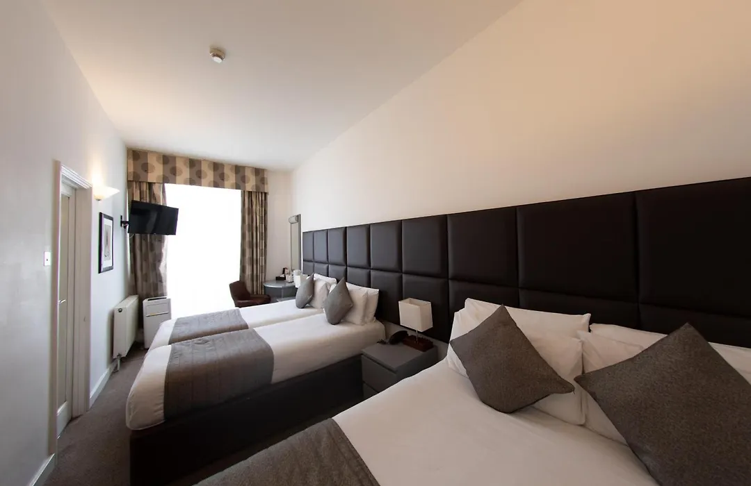 Duke Of Leinster Hotel-1