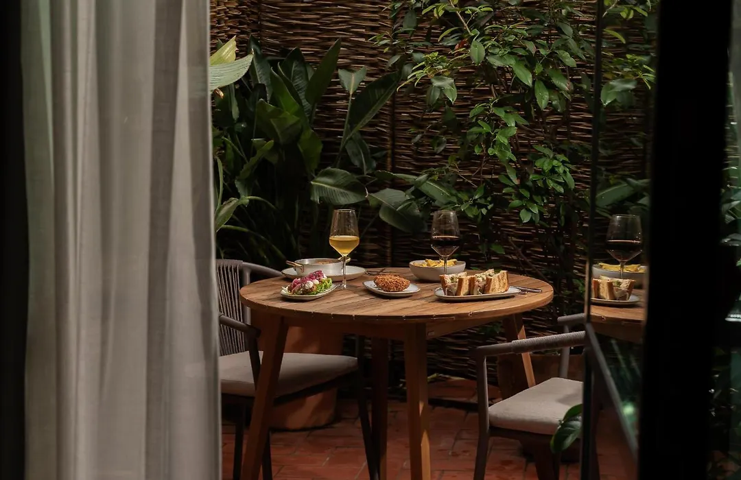 Hotel Regina Barcelona-1