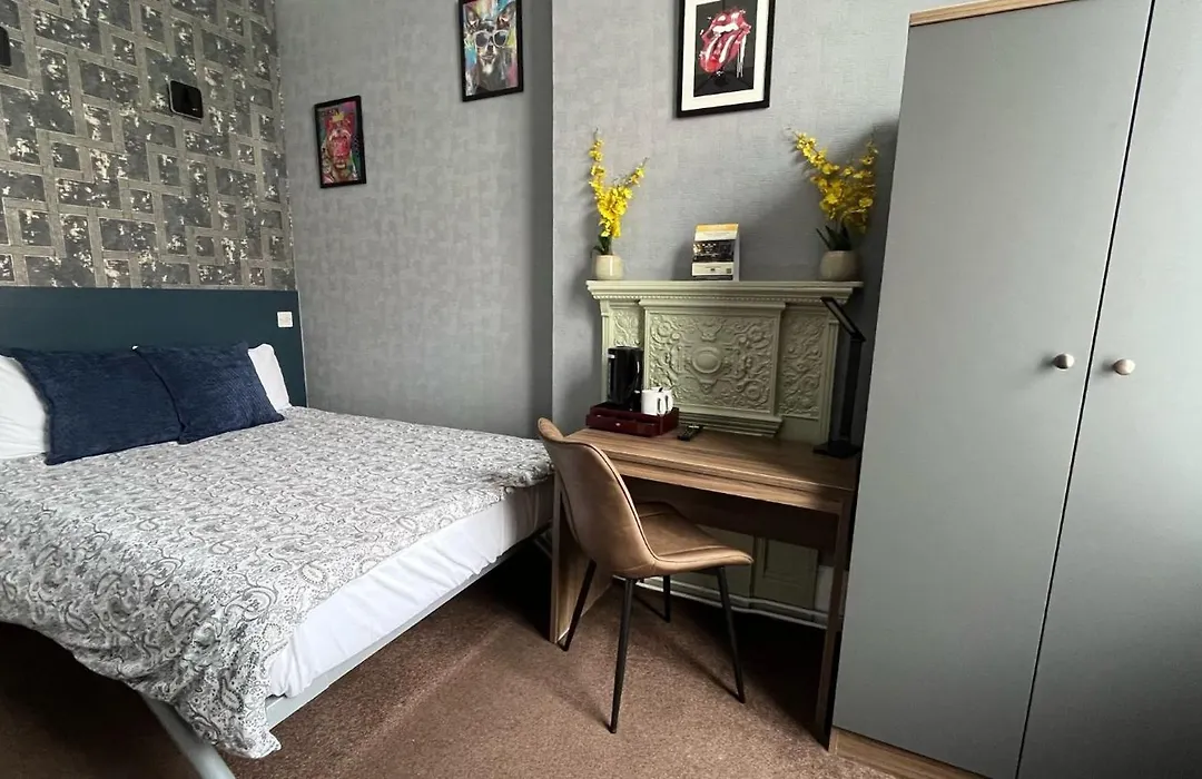 Charlotte Guest House-1