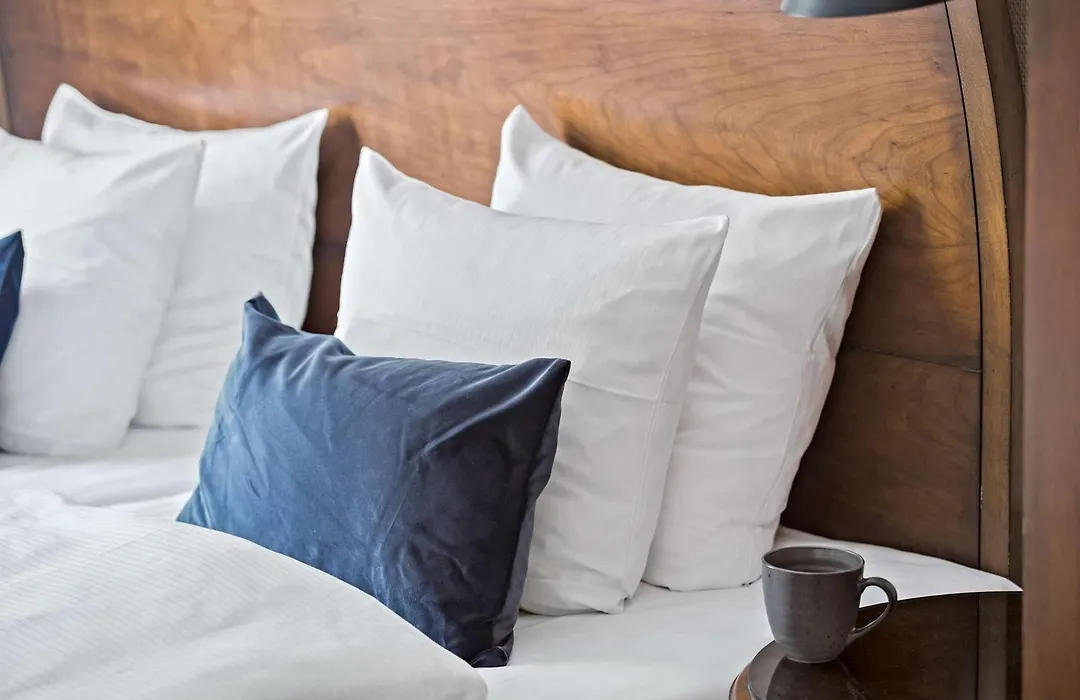 Best Western Plus Hotel Hebron-1