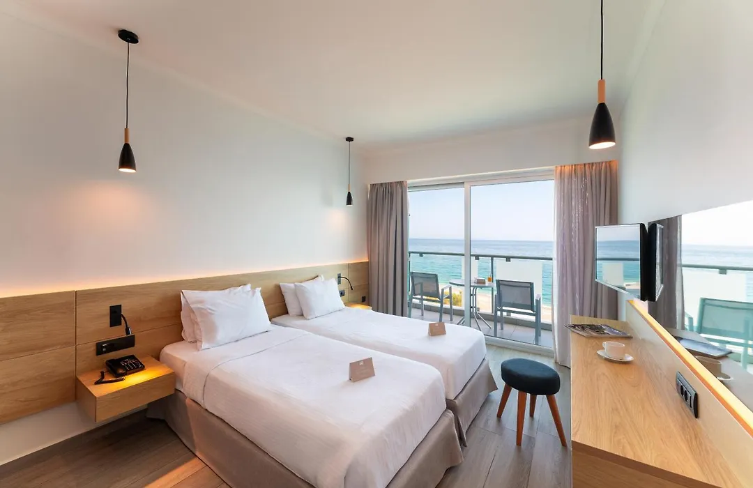 Aquarium View Hotel Adults Only 21 Plus-1