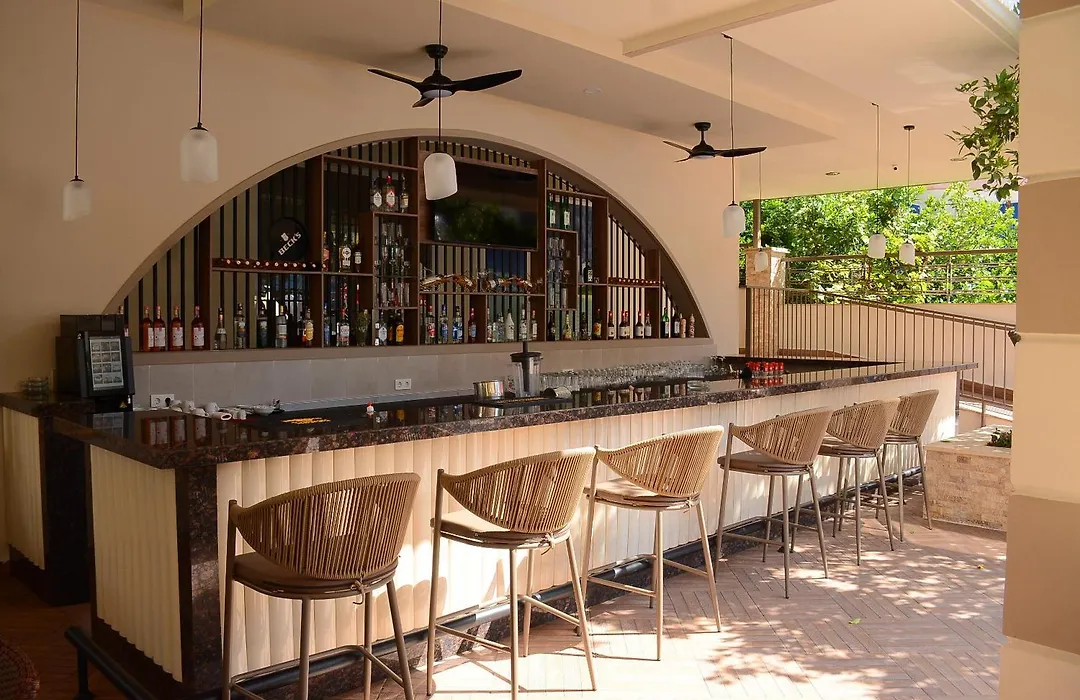 Almera Park Apart Hotel-1