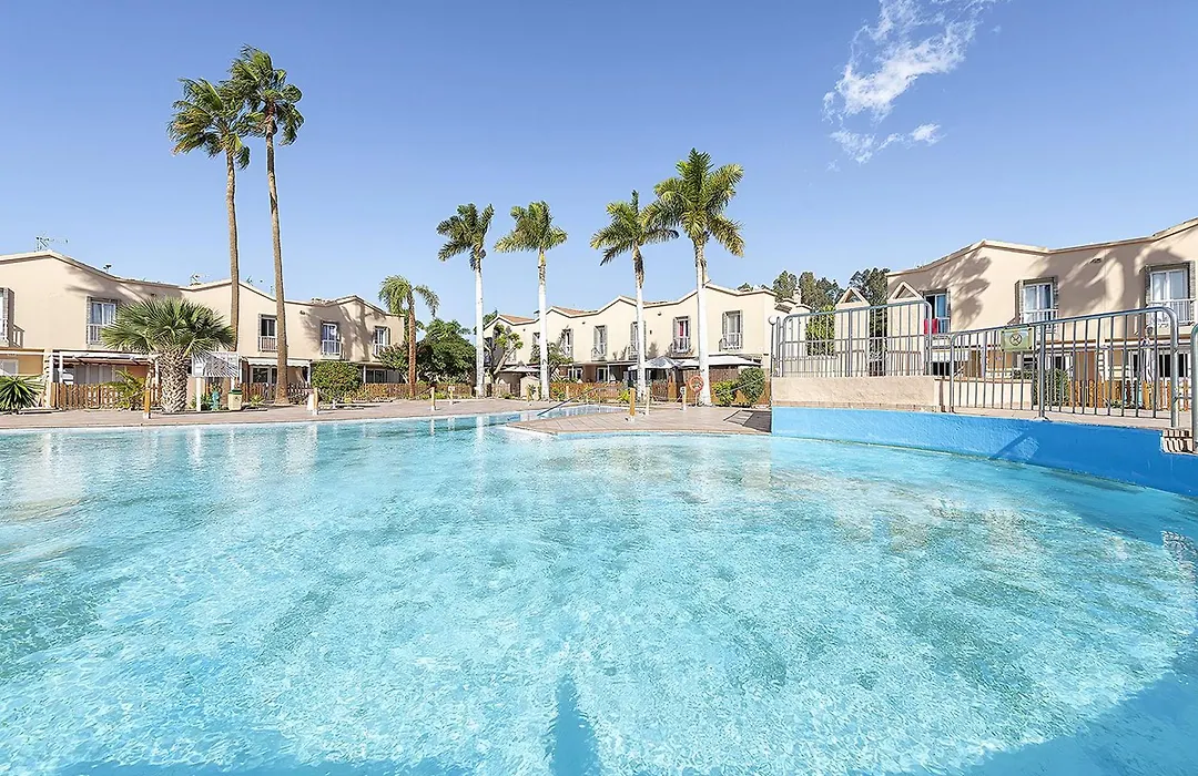 Villetta Green oasis club-1