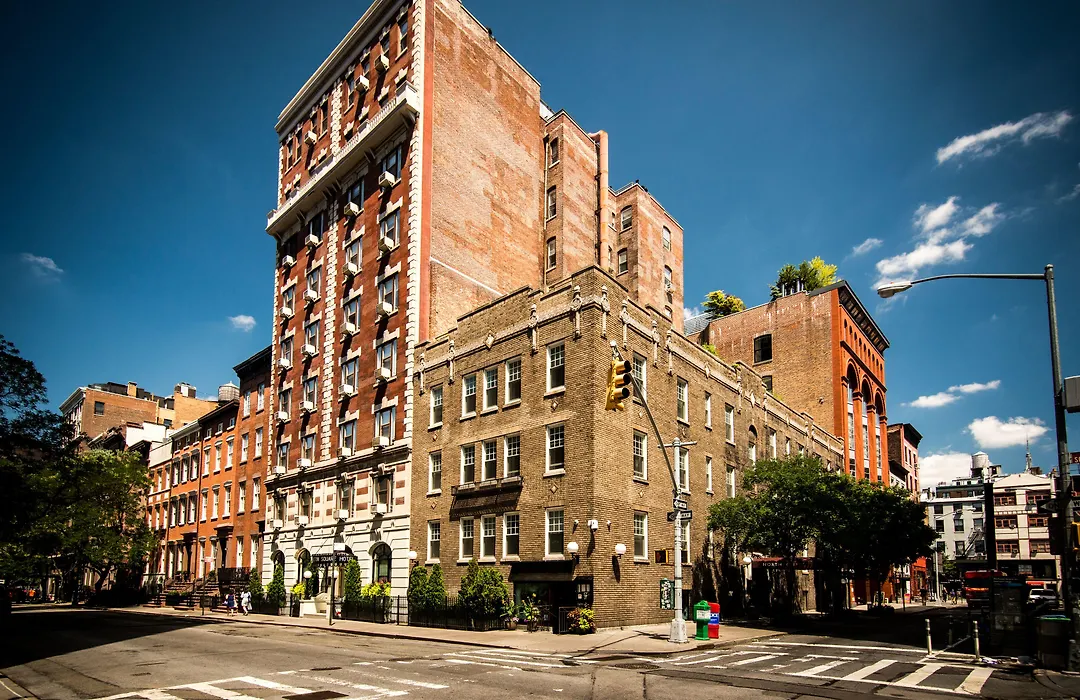 Washington Square Hotel-1