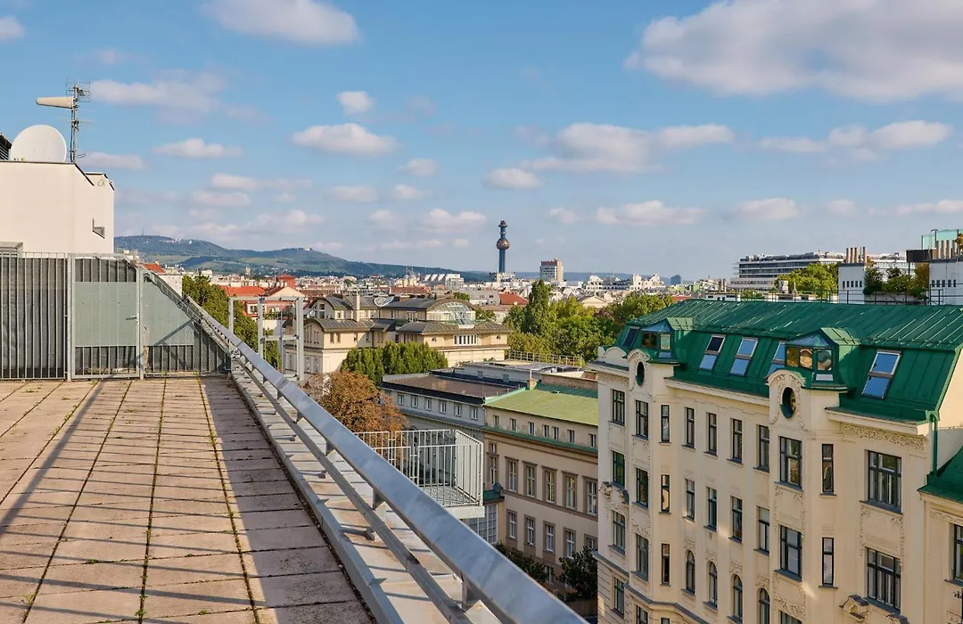 Hotel Strudlhof Vienna-1