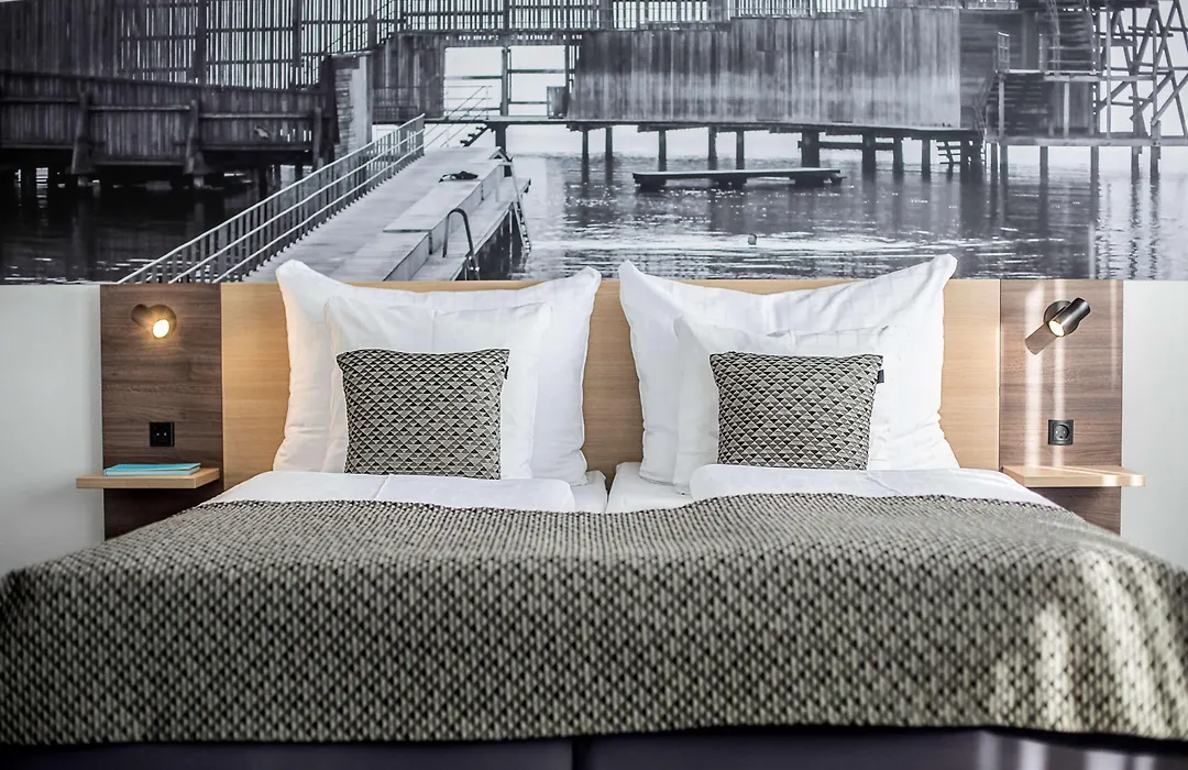Best Western Plus Airport Hotel-1