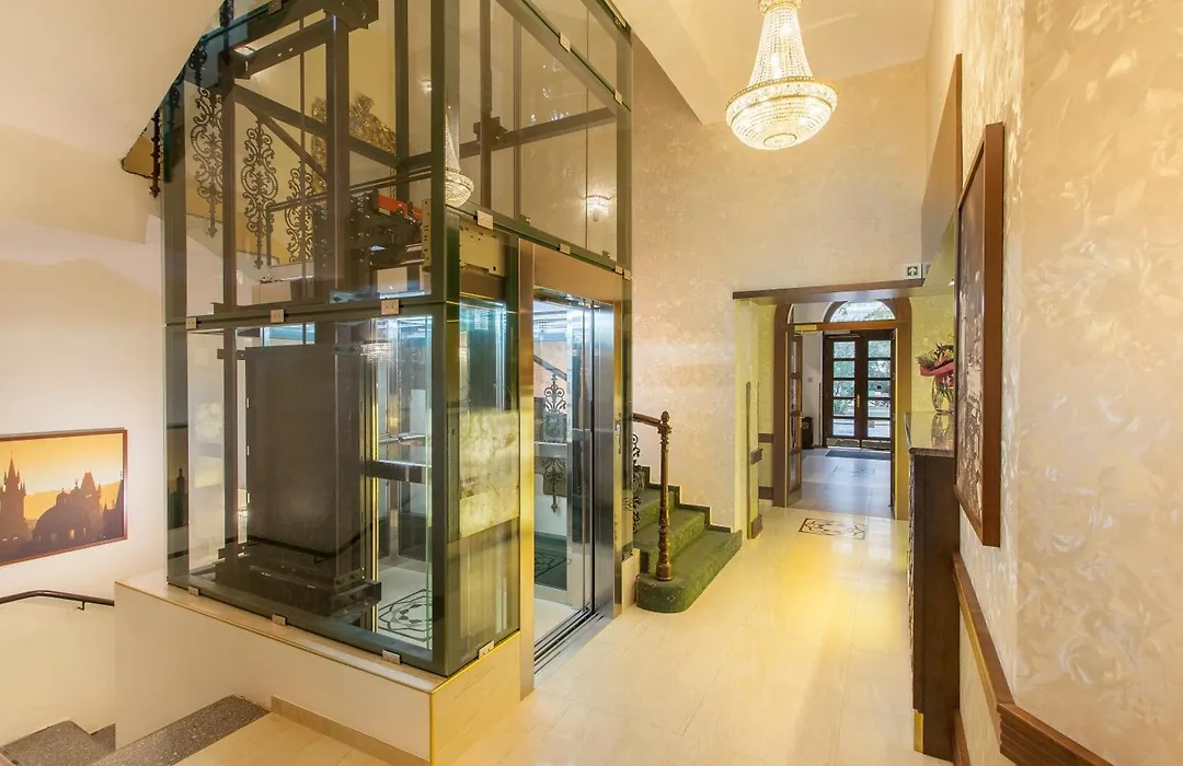 Green Garden Hotel-1