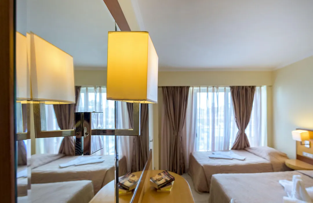 Manousos City Hotel-1