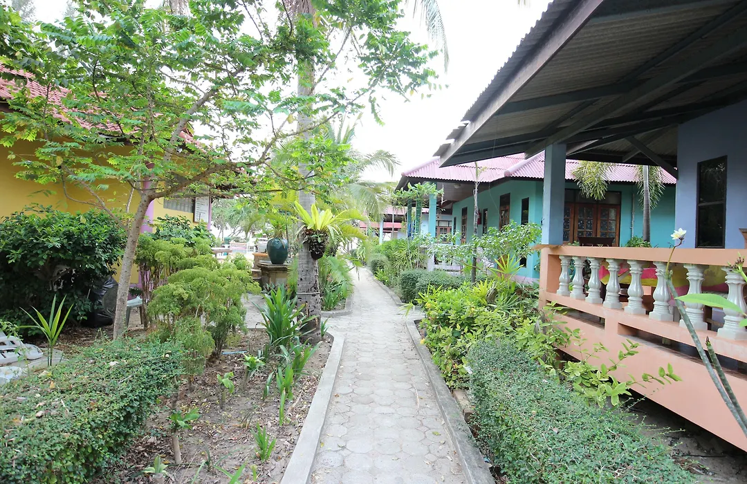 Lanta Villa Resort-1