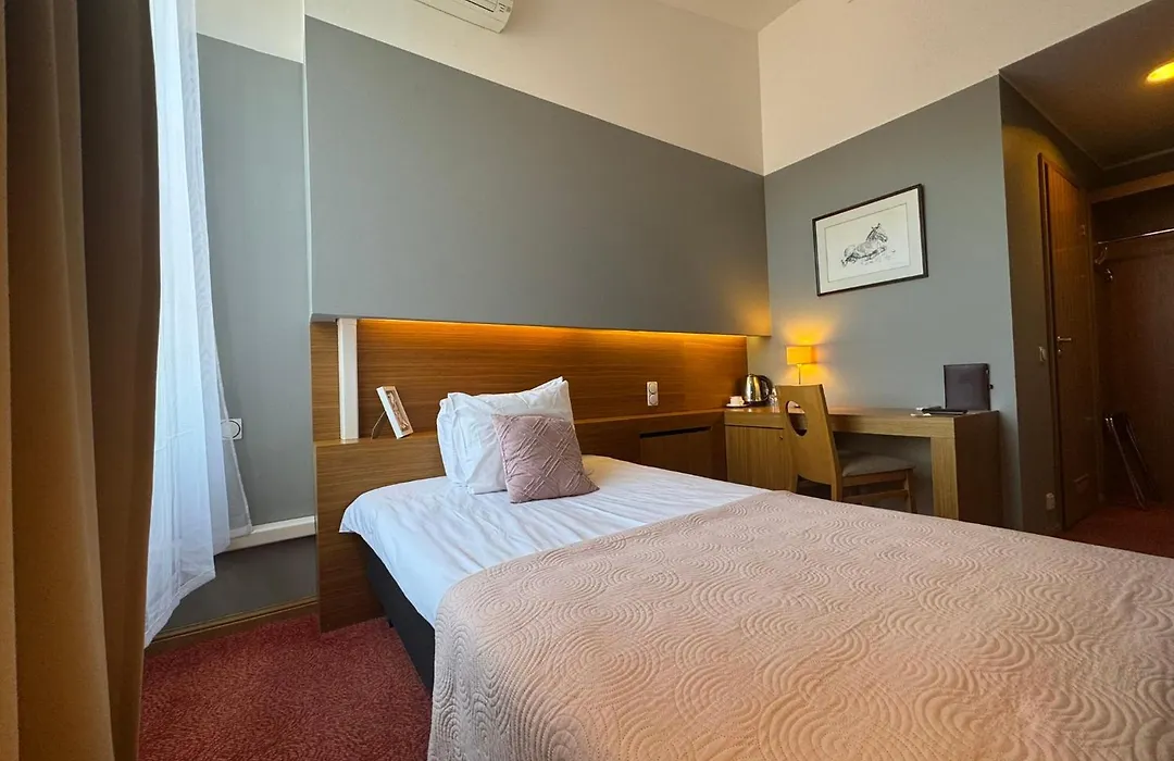 Hotel Bern By Rikas Hotels-1