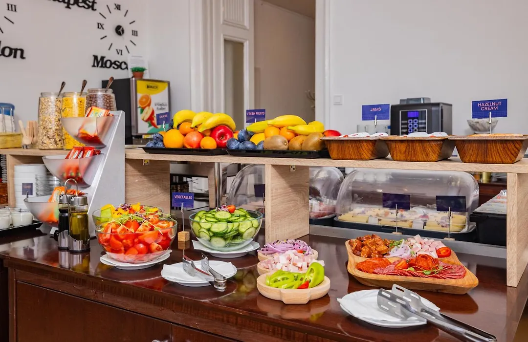 City Hotel Matyas-1