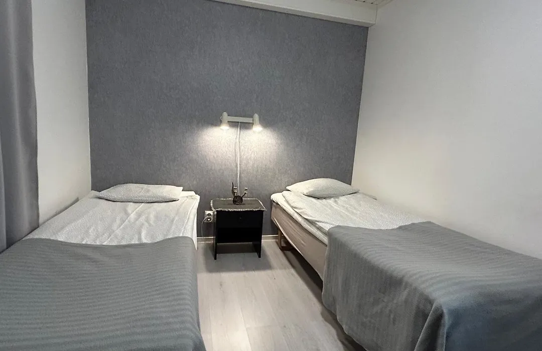 Hotel Yöpuu-1