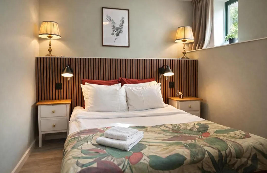Hotel Tre Sma Rum-1