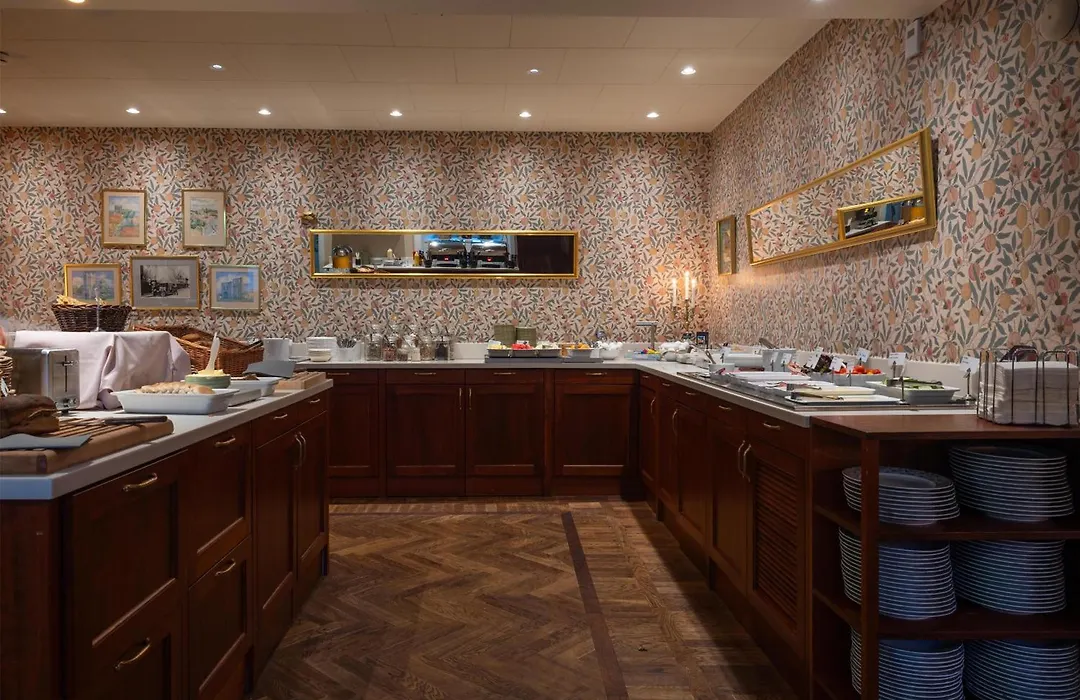 Best Western Strand Hotel-1
