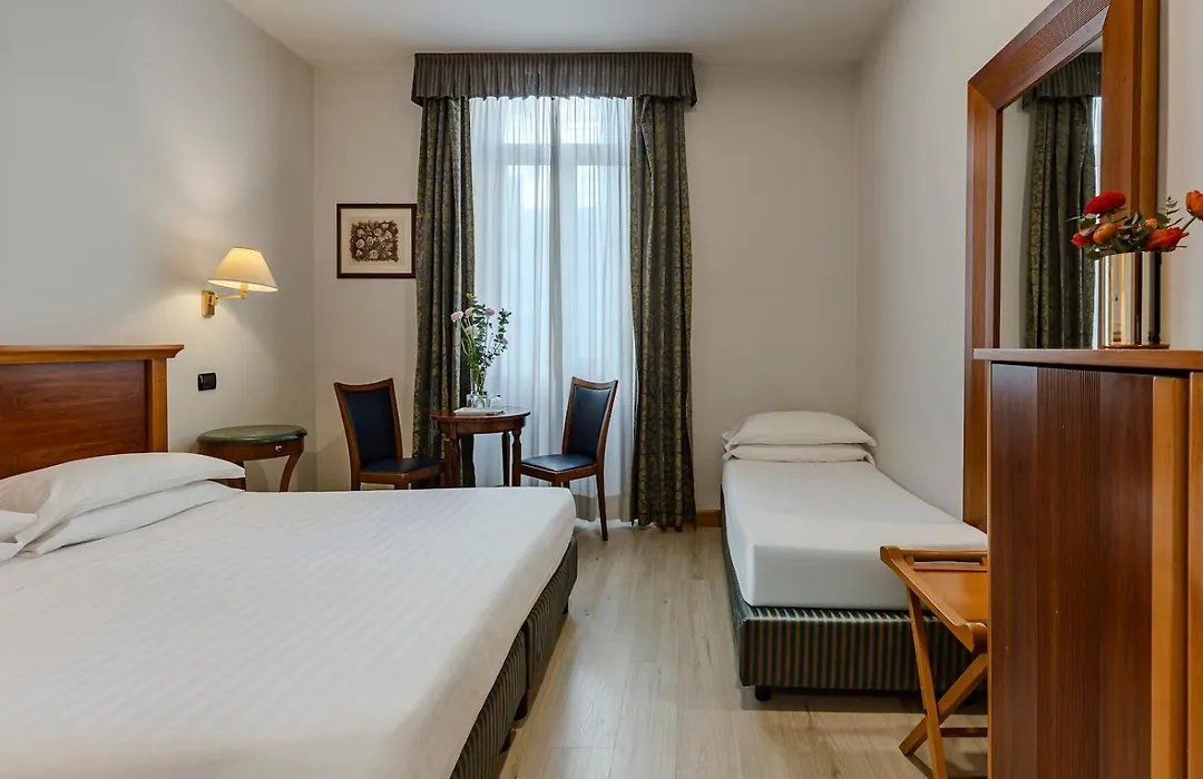 Hotel Diplomatic-1