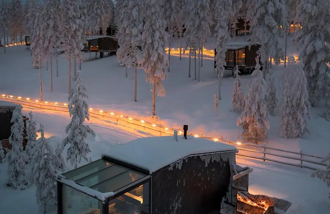 Arctic Lumo Resort-1
