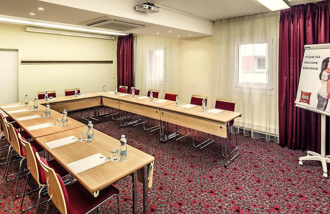 Ibis Praha Old Town-1