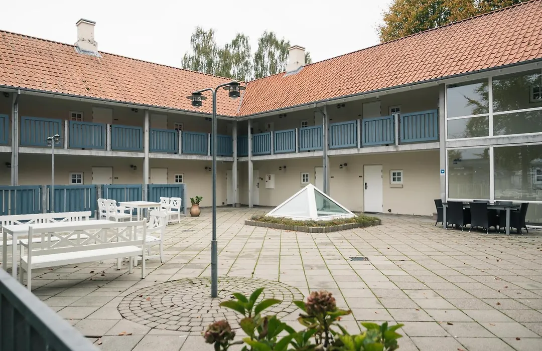Milling Hotel Knudsens Gaard-1