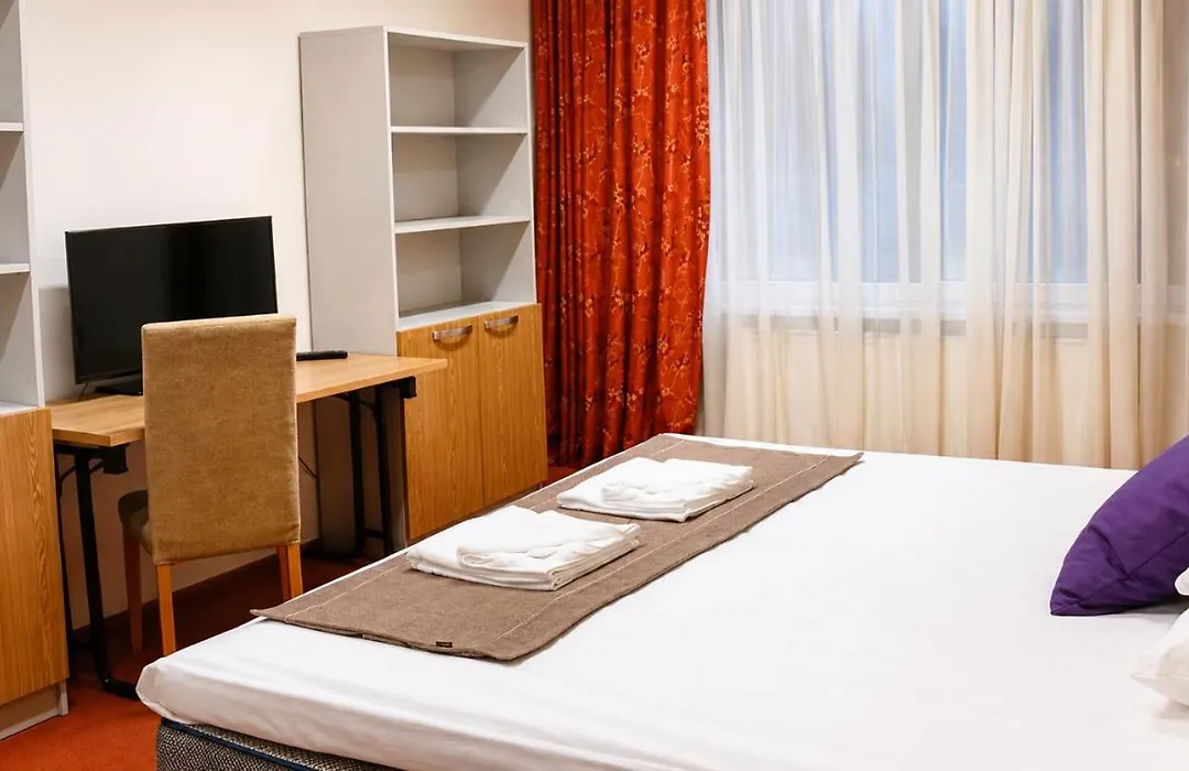 Raadimoisa Hotell-1
