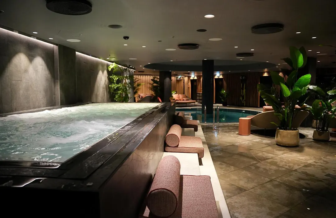 Clarion Hotel The Hub-1