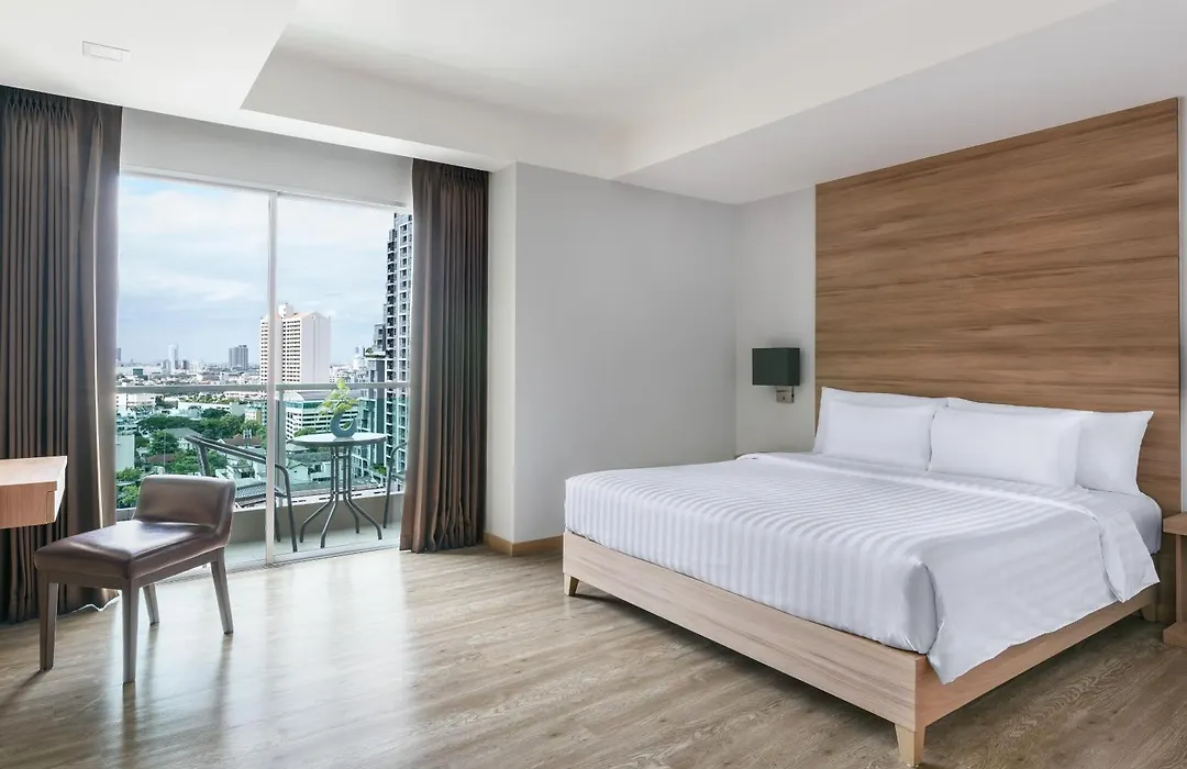 Adelphi Grande Sukhumvit-1