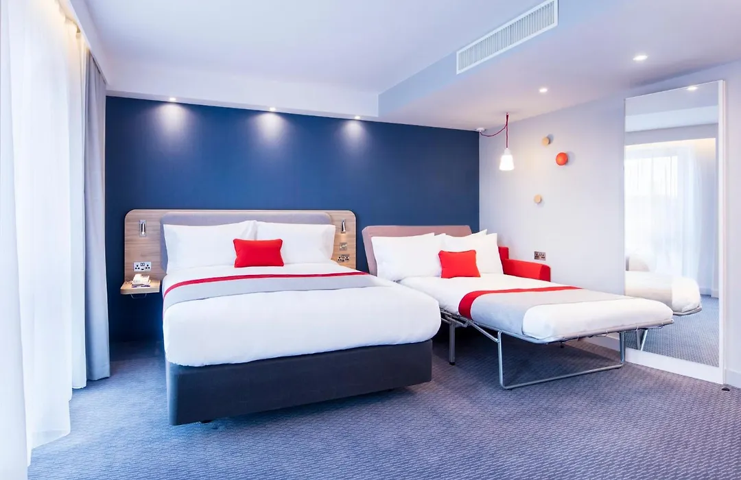Holiday Inn Express Dublin City Centre By Ihg-1