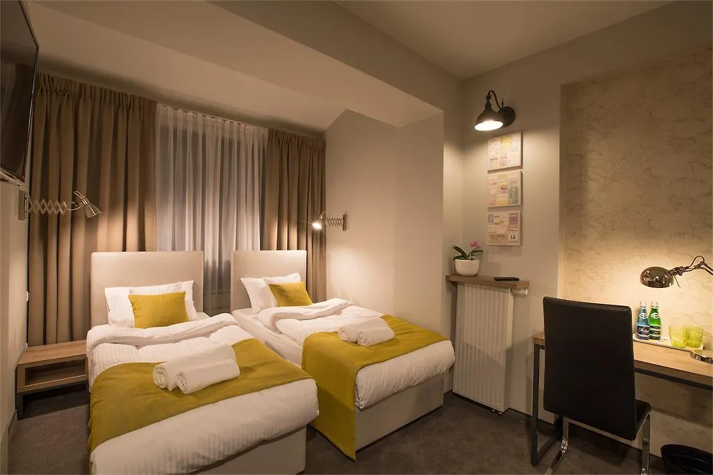 Marcopolo House-1