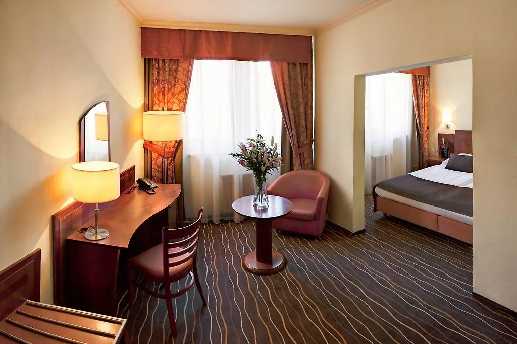 Luxury Family Hotel Bila Labut-1