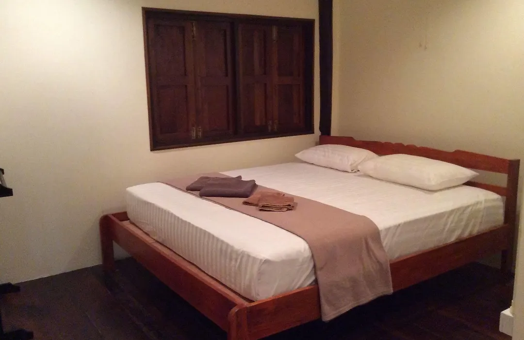 Shine-Talay Guesthouse-1