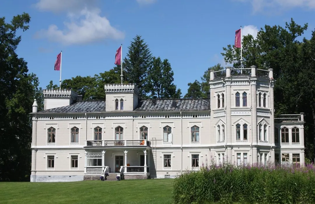 Kartanohotelli Karhulan Hovi-1