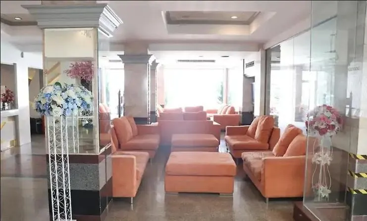 Chaleena Princess Ramkhamhaeng-1