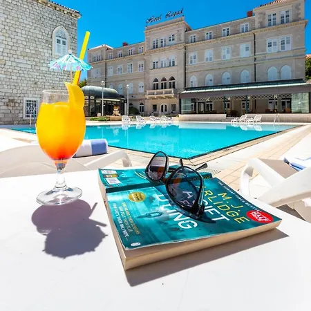 Hotel Lapad-3