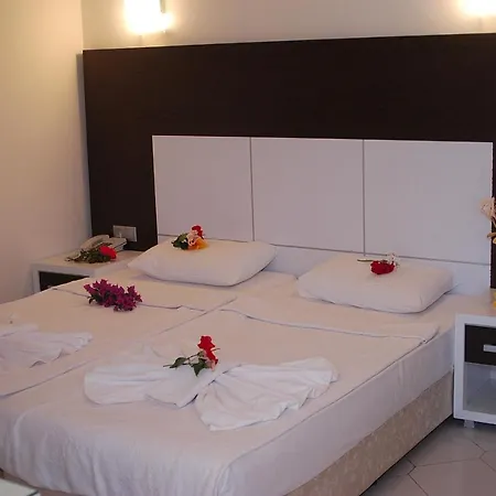 Saritas Hotel Only Family Concept-3
