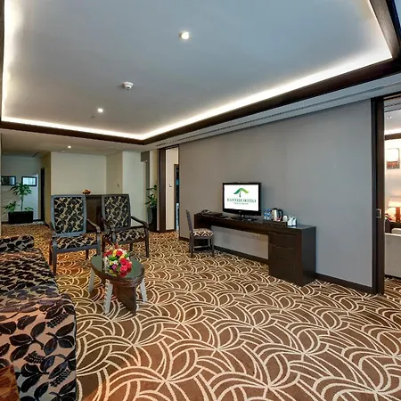 Raintree Rolla Hotel-3
