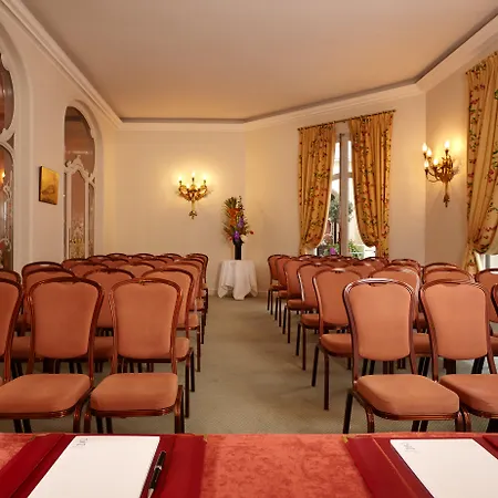 Hotel Regina Louvre-2