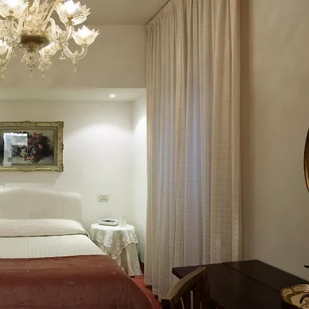 Hotel Columbia-2