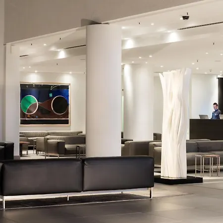 Estrel Hotel-3