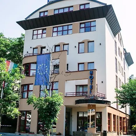 Hotel Mediterran Budapest-2