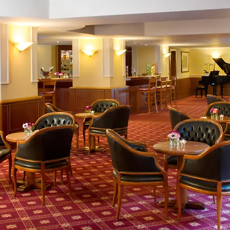 Starhotels Business Palace-3