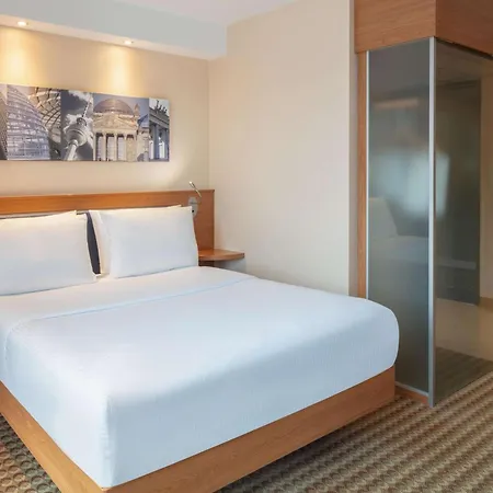 Hampton By Hilton Berlin City West-2